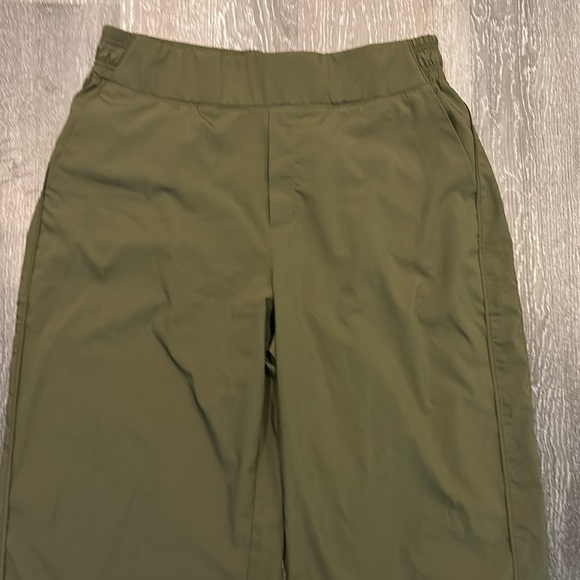 Never hustling baggy Camo pants - Picture 2 of 4